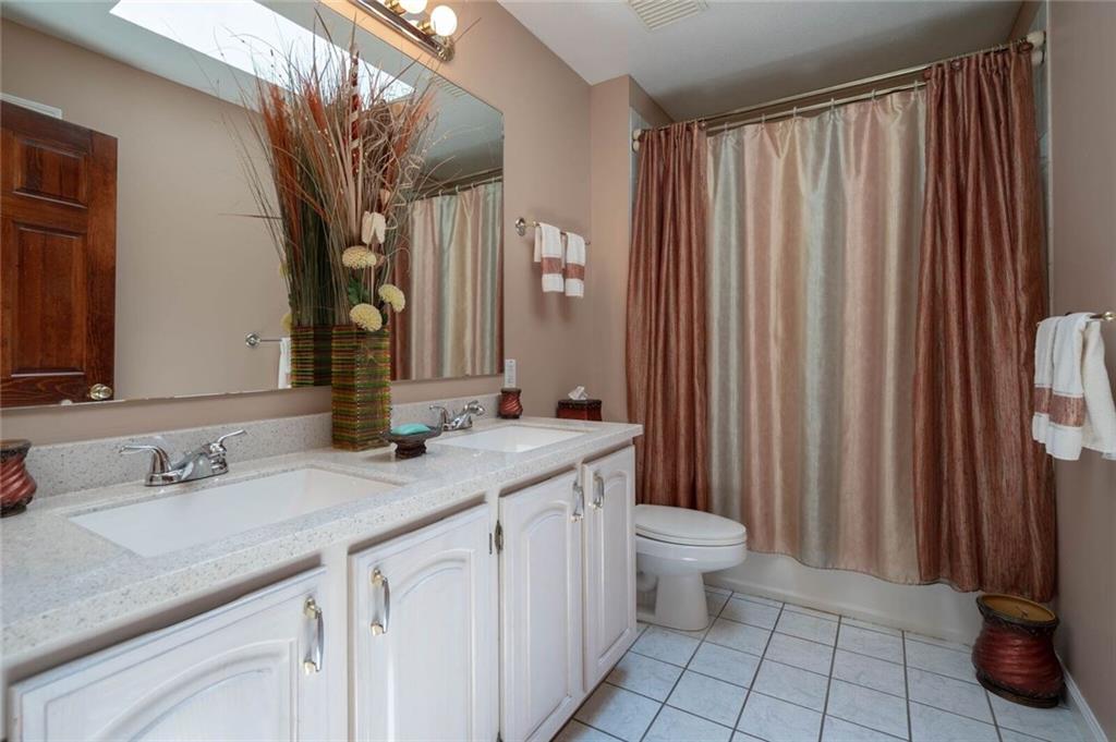 585 McCombs Road Venetia, PA 15367 - Photo 23 of 25