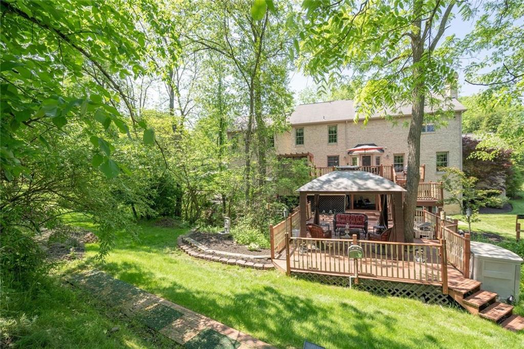 585 McCombs Road Venetia, PA 15367 - Photo 5 of 25