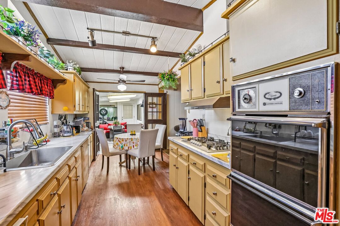 19009 South Laurel Park Road, Unit 398 Compton, CA 90220 - Photo 20 of 72
