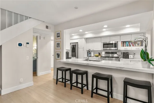 $5,750 | 372 Plaza Estival, San Clemente, CA 92672