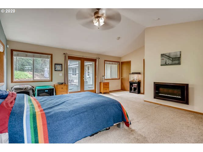 20555 Madrona Lane Amity, OR 97101 - Photo 13 of 31
