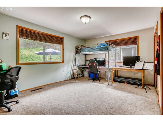 20555 Madrona Lane Amity, OR 97101 - Photo 16 of 31