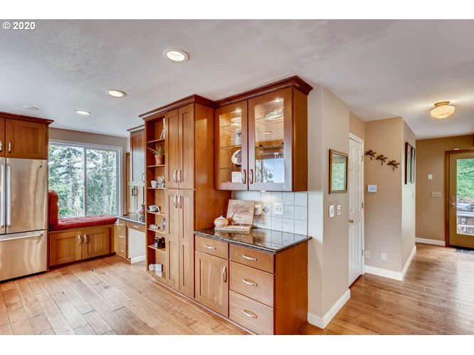 20555 Madrona Lane Amity, OR 97101 - Photo 7 of 31