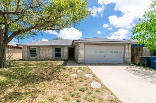 $2,295 | 2240 Lombardy Drive, Corpus Christi, TX 78418