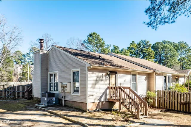 $1,650 | 4 B Baytree Court, Durham, NC 27705