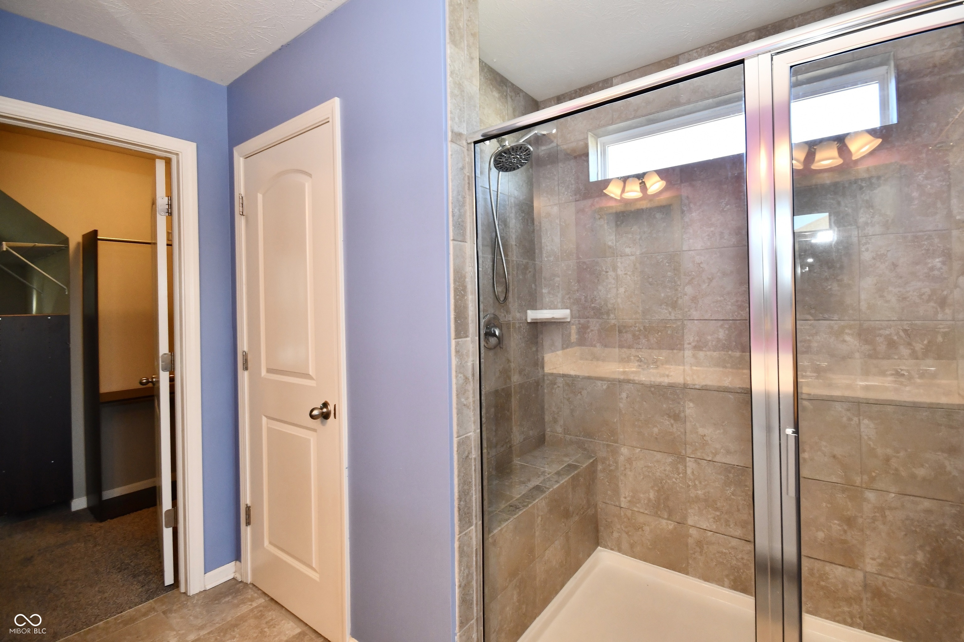 4219 Parliament Way Avon, IN 46123 - Photo 12 of 33