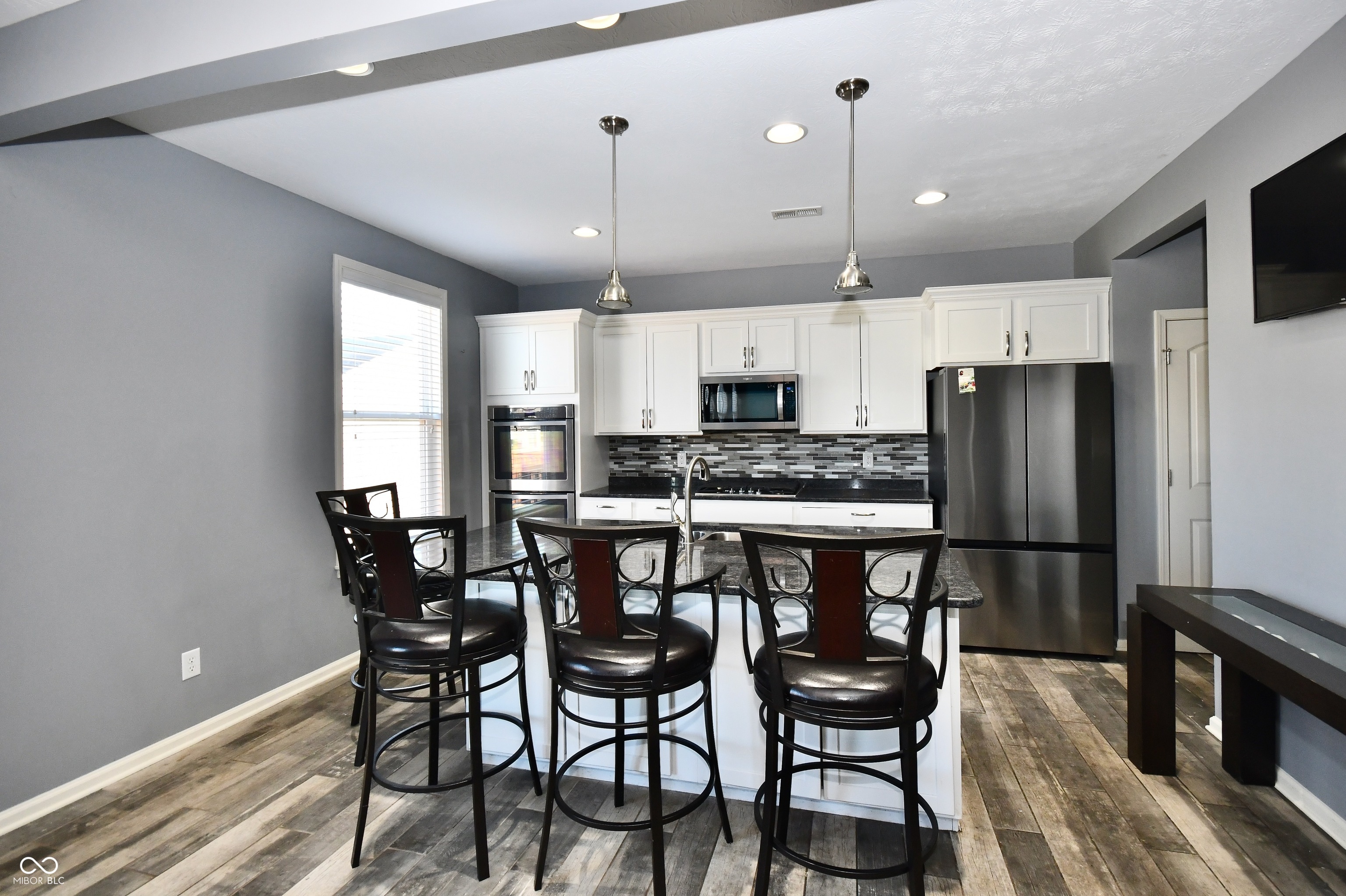 4219 Parliament Way Avon, IN 46123 - Photo 6 of 33