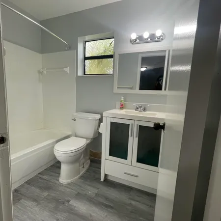 $2,400 | 3427 Northwest 47th Avenue, Unit 3190, Coconut Creek, FL 33063