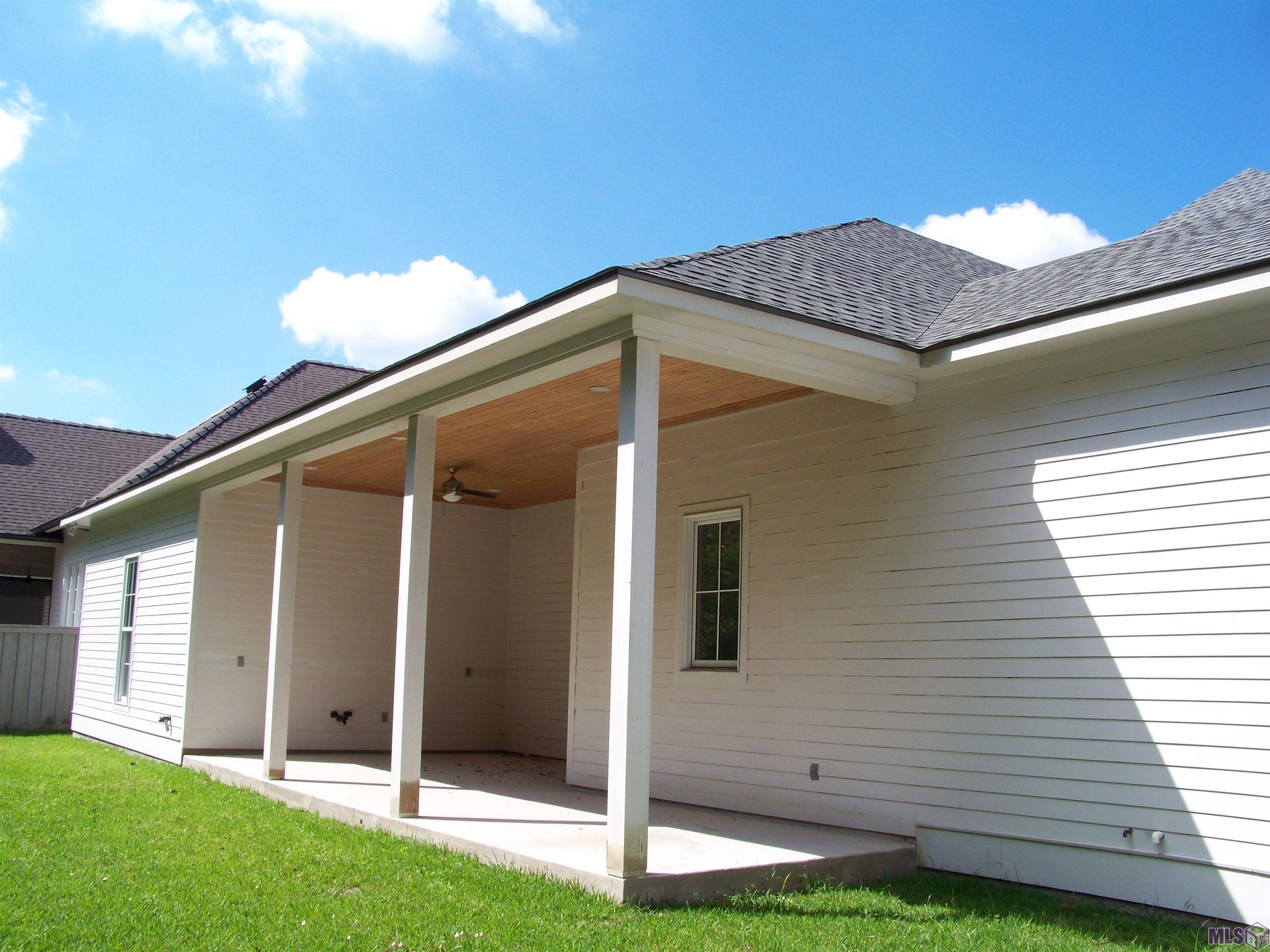 2736 Pointe-Marie Drive Baton Rouge, LA 70820 - Photo 12 of 13