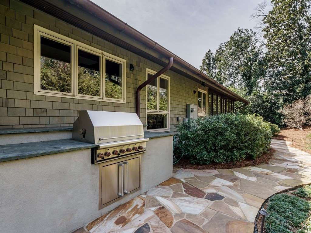920 Williamson Drive Raleigh, NC 27608 - Photo 28 of 30 Grill Patio