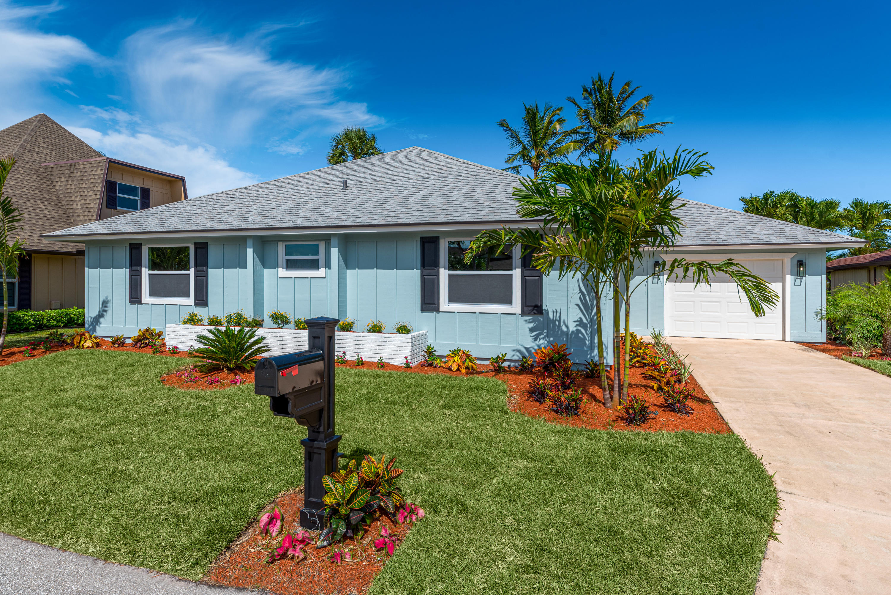5740 Southeast Miles Grant Road Stuart, FL 34997 - Photo 6 of 28 5740 SE Miles Grant Rd, Stuart, FL 34997