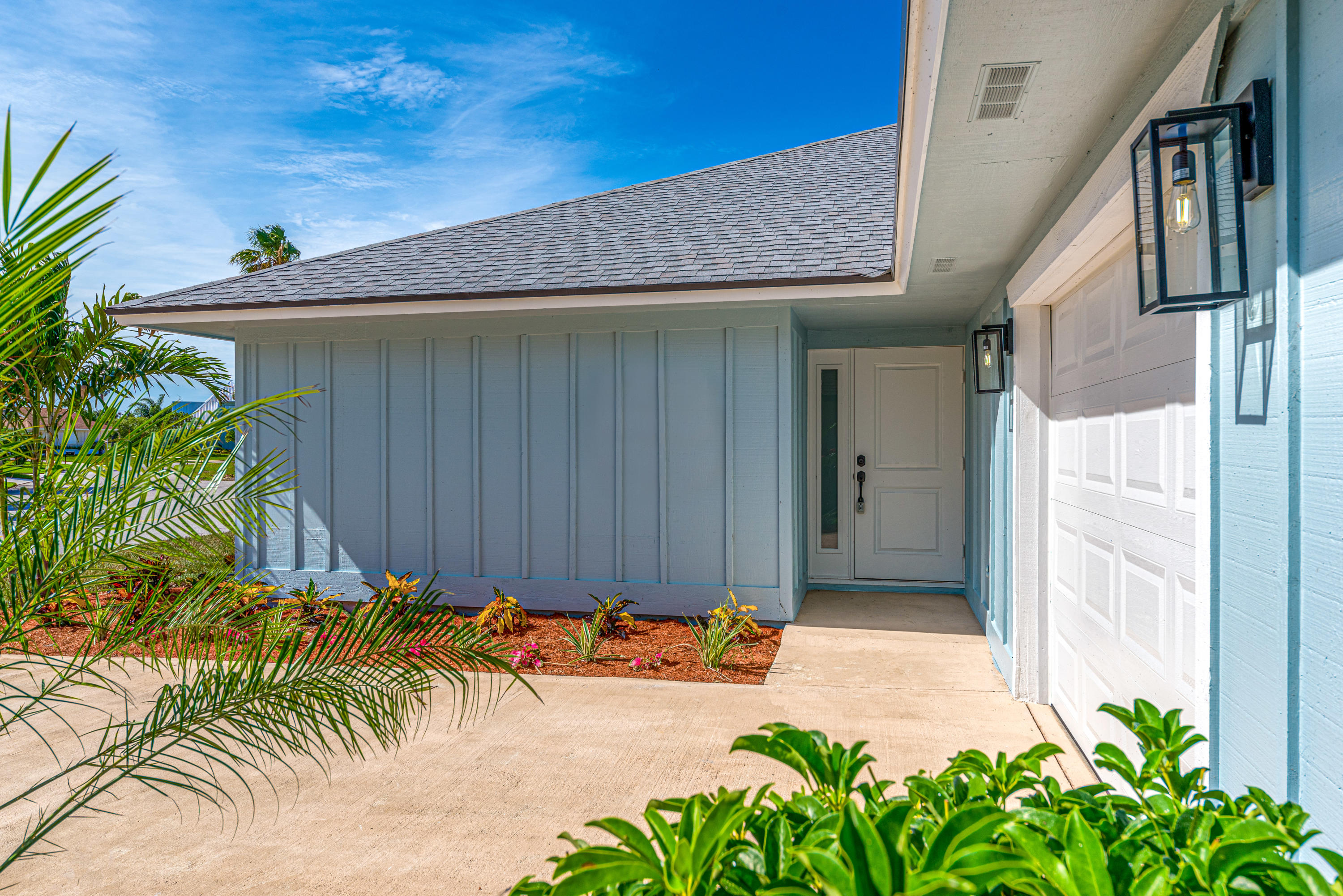 5740 Southeast Miles Grant Road Stuart, FL 34997 - Photo 8 of 28 5740 SE Miles Grant Rd, Stuart, FL 34997