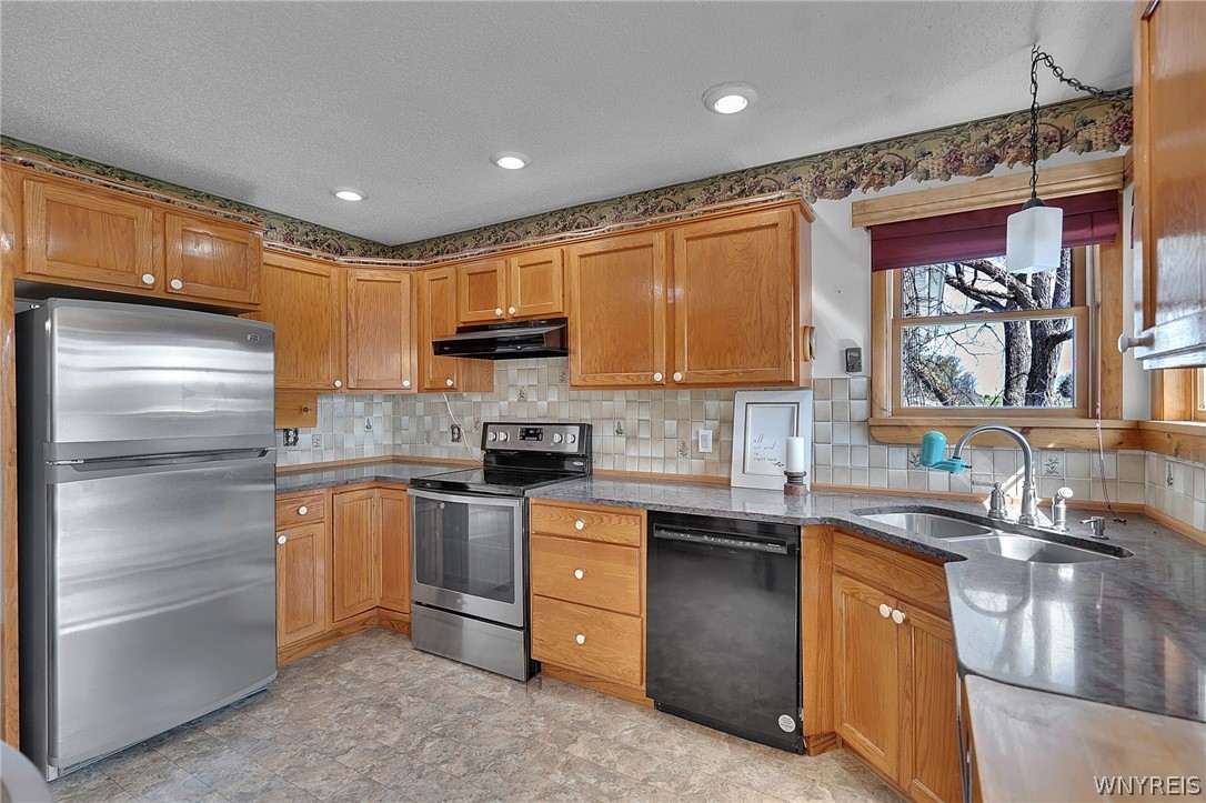 10259 Warner Gulf Road Sardinia, NY 14080 - Photo 12 of 29 KITCHEN
