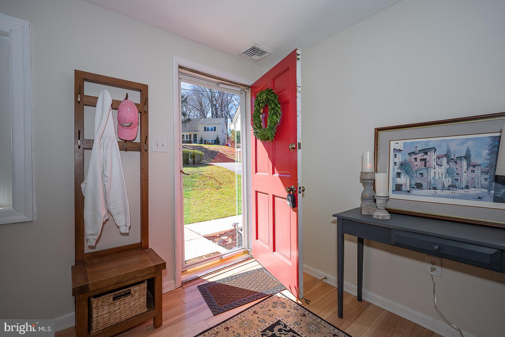 36 Sunset Drive Paoli, PA 19301 - Photo 4 of 69