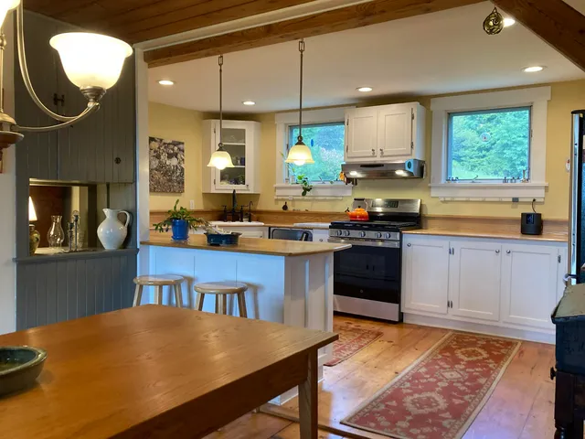 $550,000 | 26 Carter Road, Johnson, VT 05656