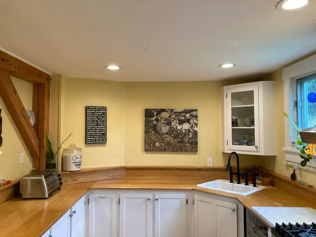 $550,000 | 26 Carter Road, Johnson, VT 05656