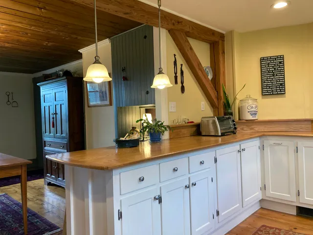 $550,000 | 26 Carter Road, Johnson, VT 05656