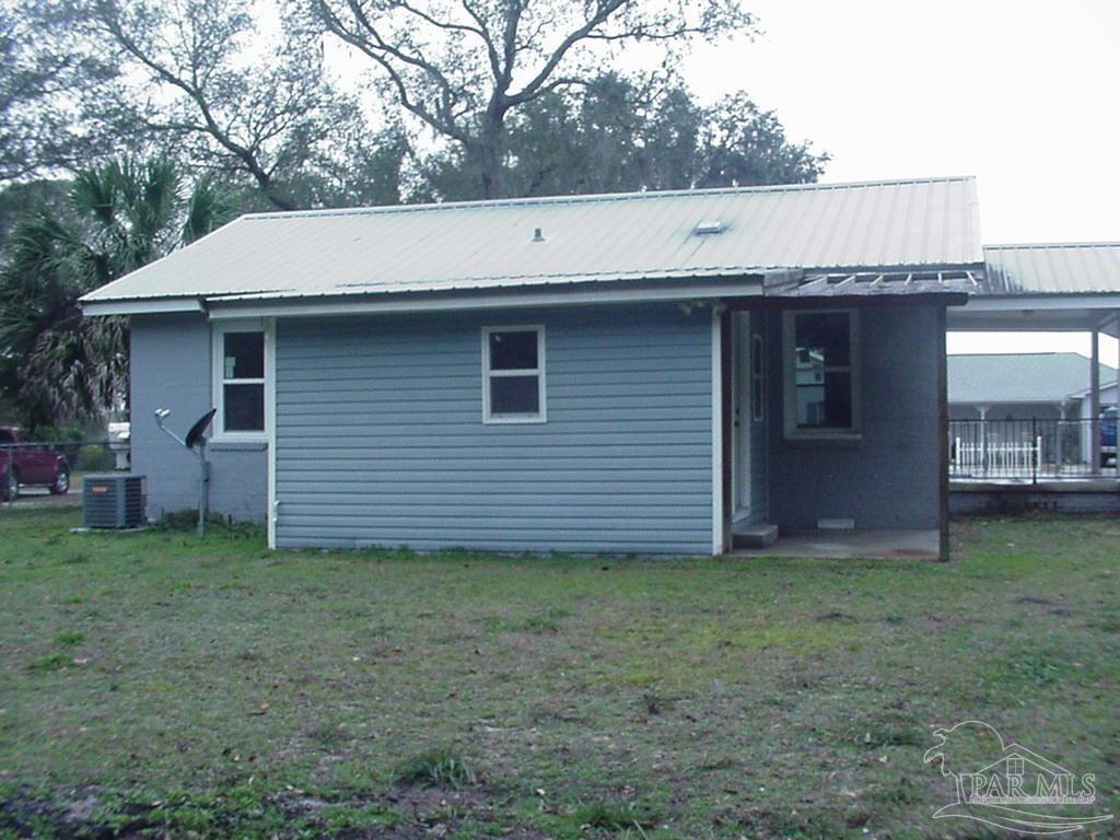 5178 Nimitz Road Milton, FL 32583 - Photo 5 of 22 Gallery Image 5
