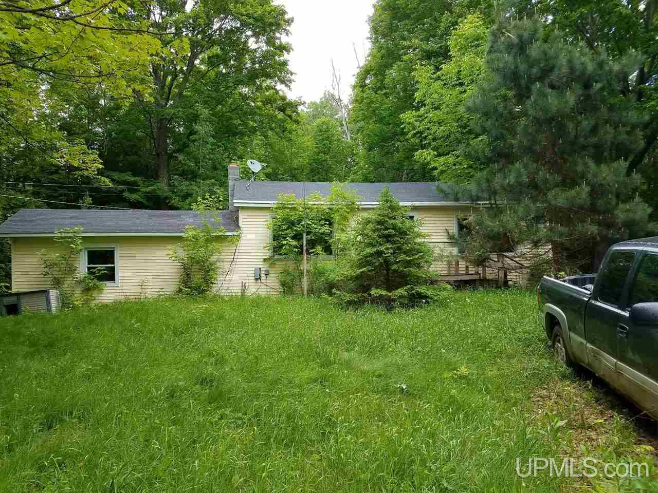 1714 Co Road Florence, WI 54121 - Photo 1 of 7
