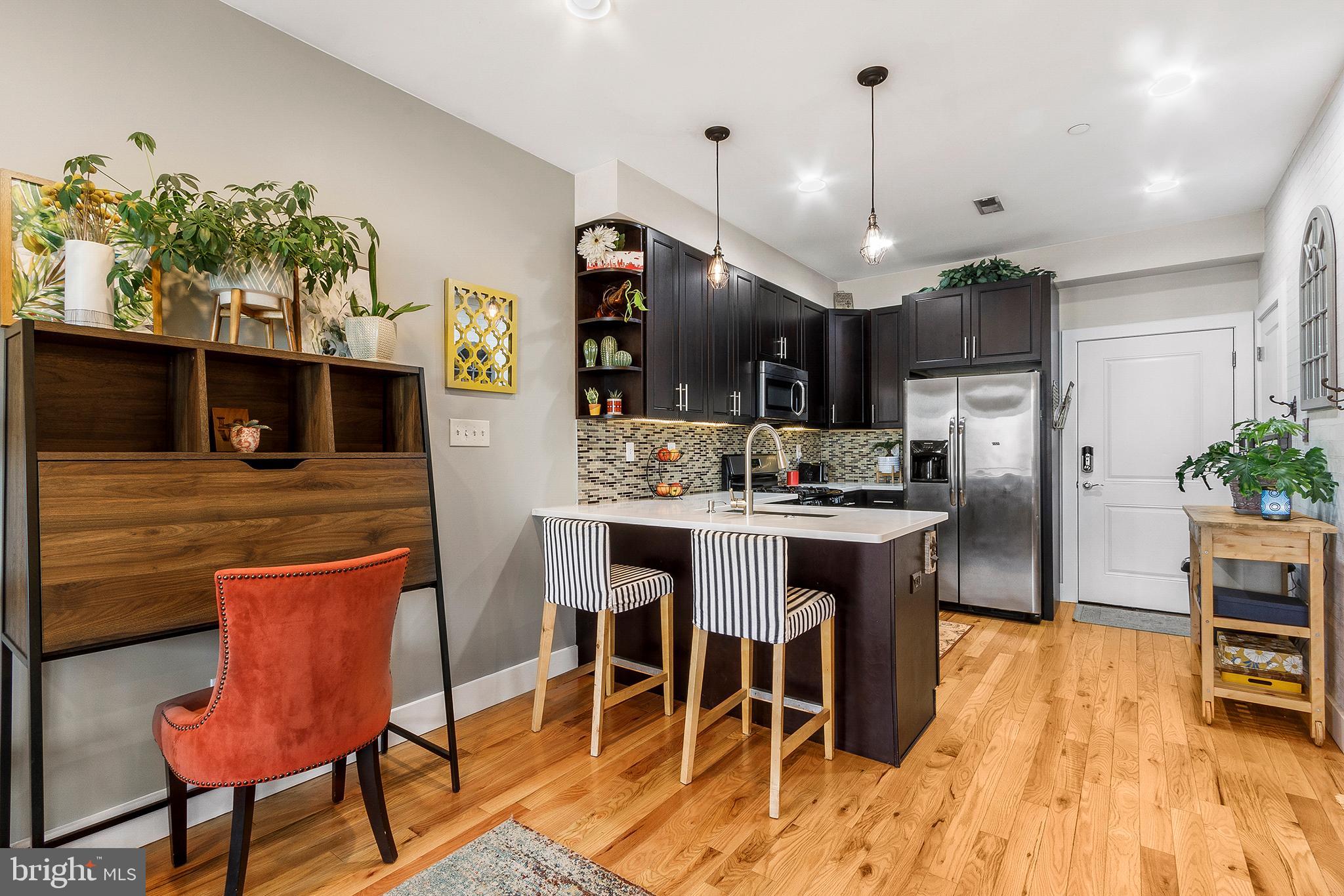 18 West Thompson Street, Unit A Philadelphia, PA 19125 - Photo 5 of 26