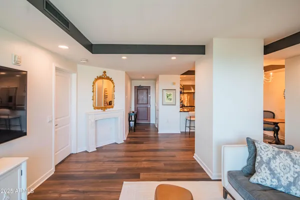 $670,000 | 6803 East Main Street, Unit 3308, Scottsdale, AZ 85251