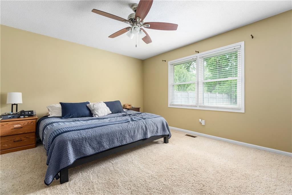9711 Sycamore Road Carmel, IN 46032 - Photo 16 of 30 Gallery Image 16