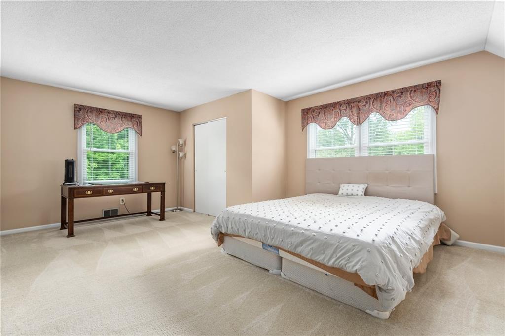 9711 Sycamore Road Carmel, IN 46032 - Photo 18 of 30 Gallery Image 18