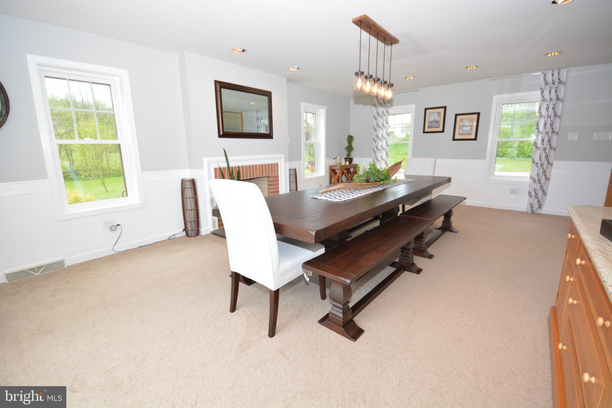 1101 Central Manor Road Lancaster, PA 17603 - Photo 7 of 64 Dining Room