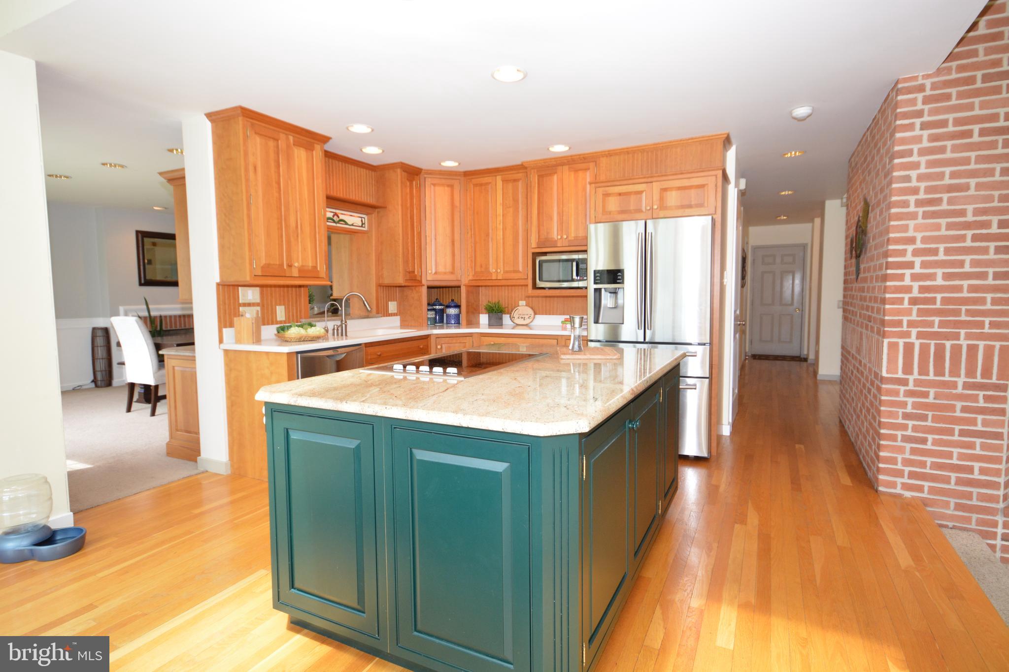 1101 Central Manor Road Lancaster, PA 17603 - Photo 10 of 64 Kitchen