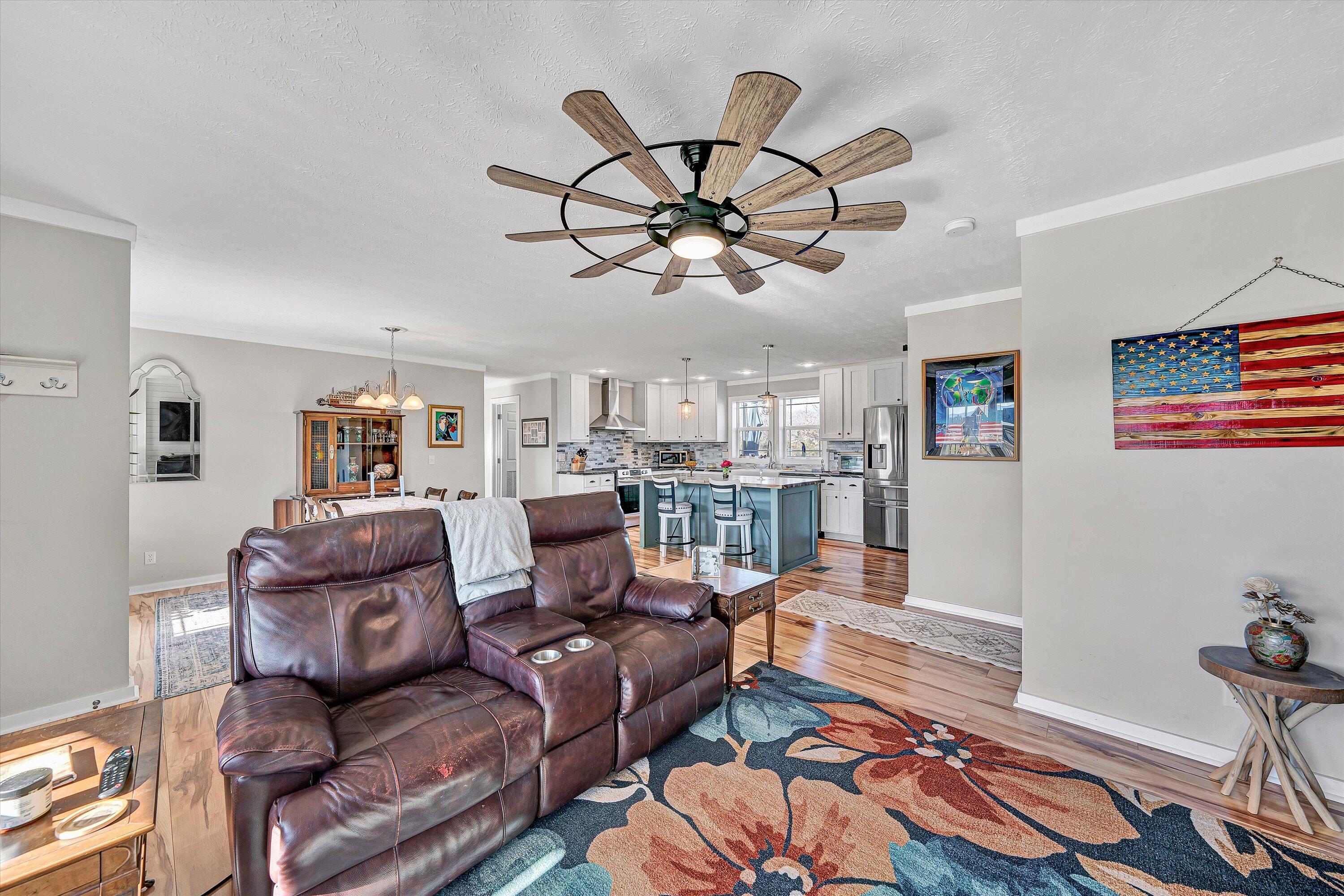 1675 Airport Road Moneta, VA 24121 - Photo 12 of 45 06-DSC00013