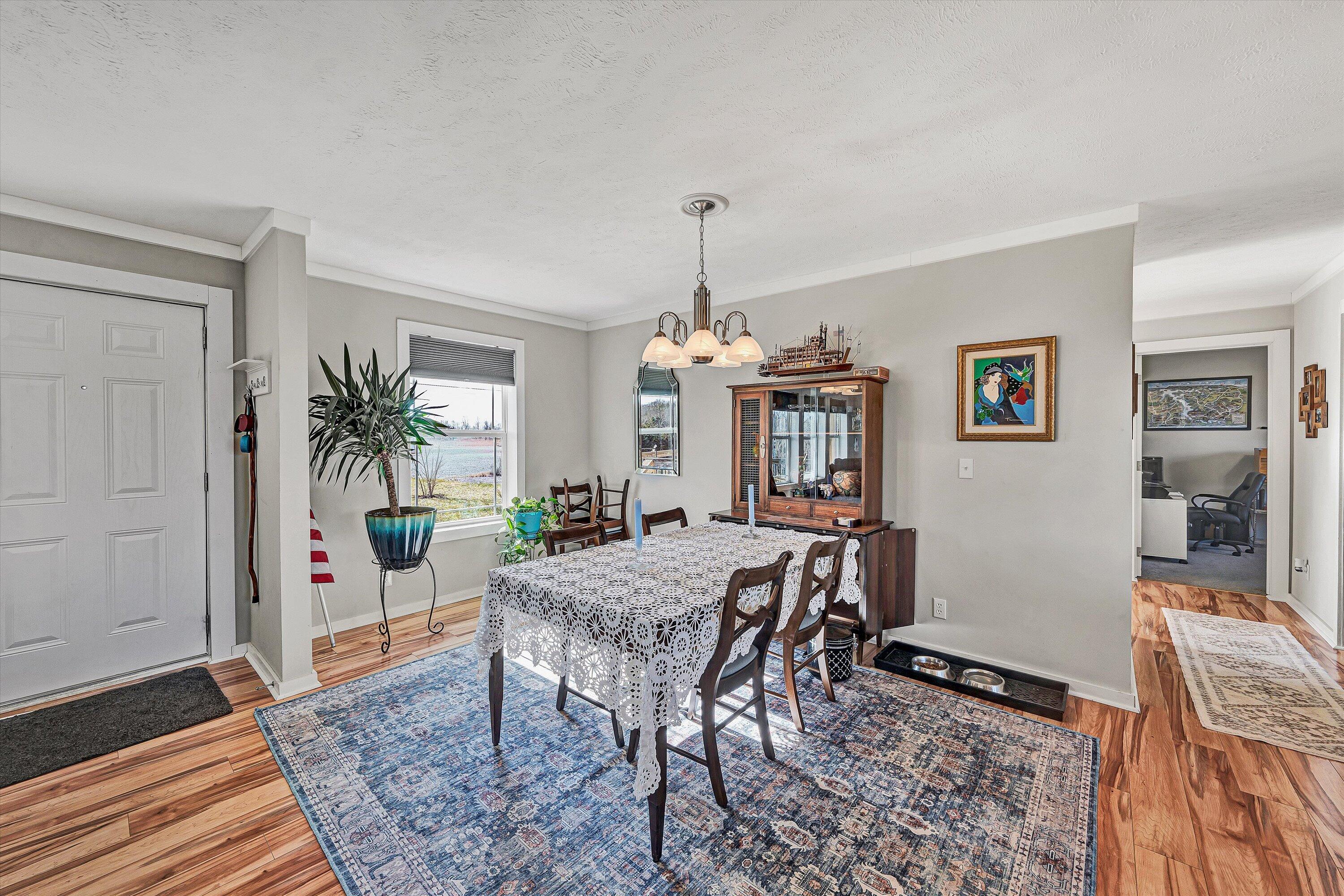 1675 Airport Road Moneta, VA 24121 - Photo 20 of 45 13-DSC00037