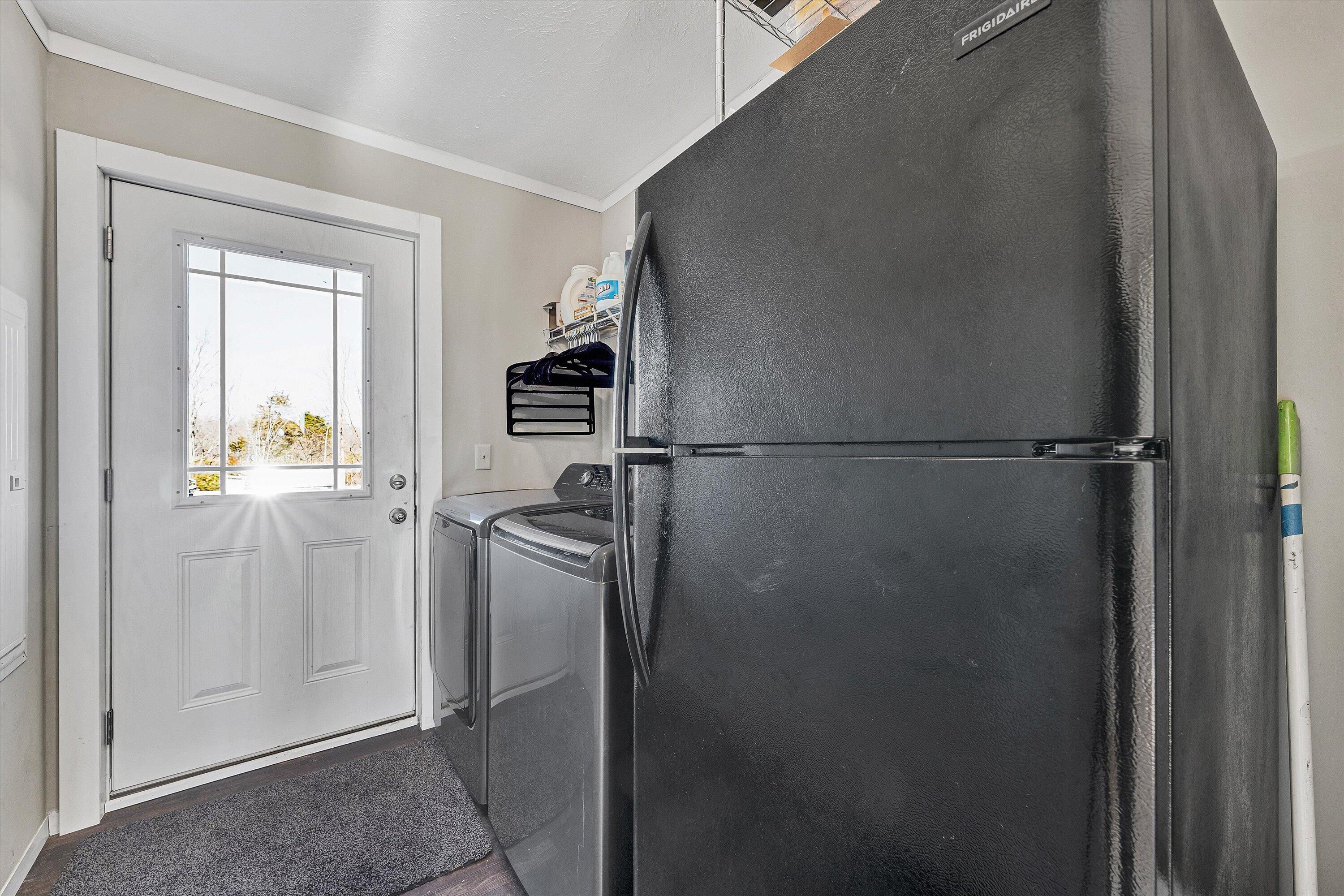 1675 Airport Road Moneta, VA 24121 - Photo 29 of 45 19-DSC00049