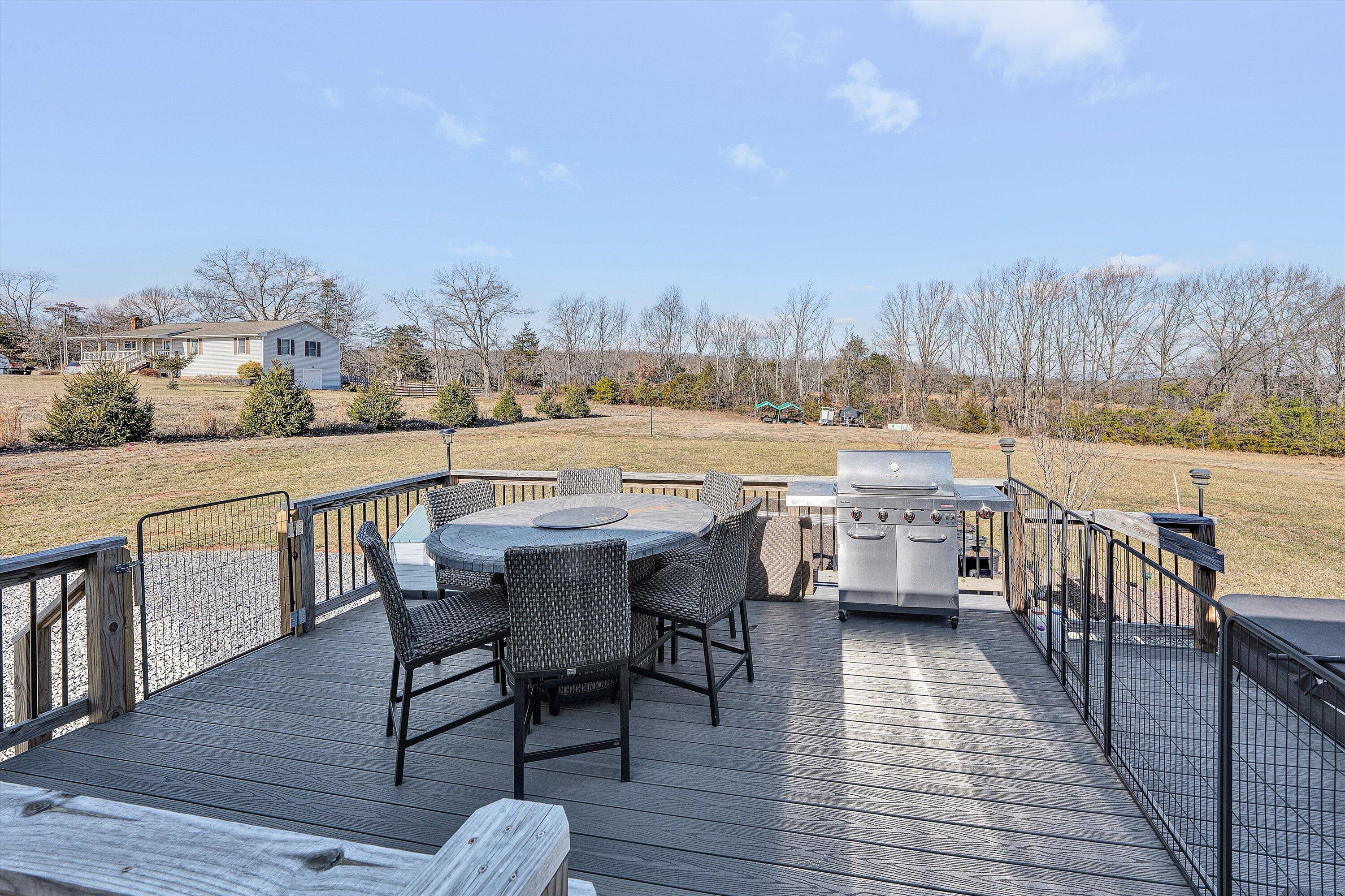 1675 Airport Road Moneta, VA 24121 - Photo 30 of 45 24-DSC00079