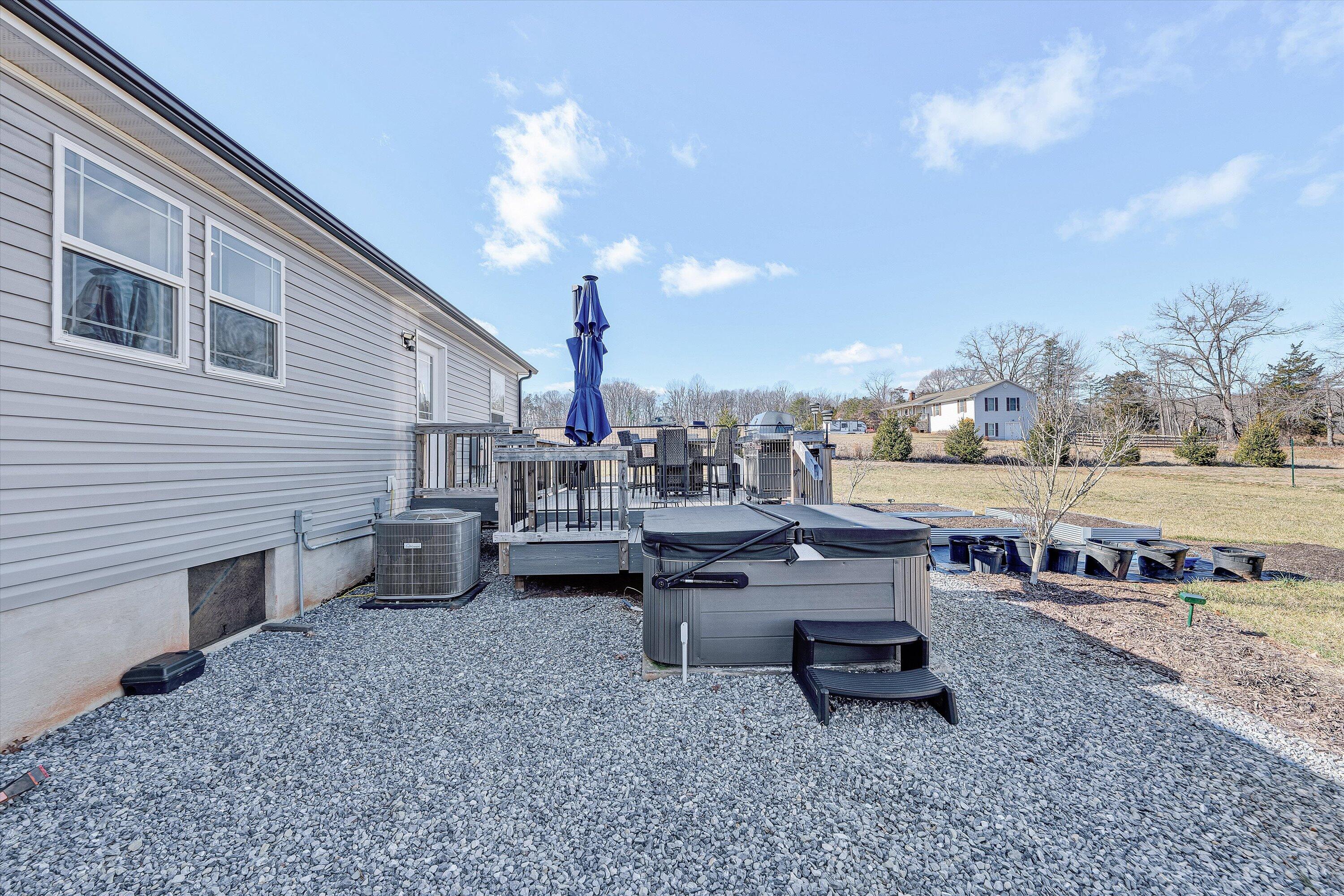 1675 Airport Road Moneta, VA 24121 - Photo 34 of 45 32-DSC00103