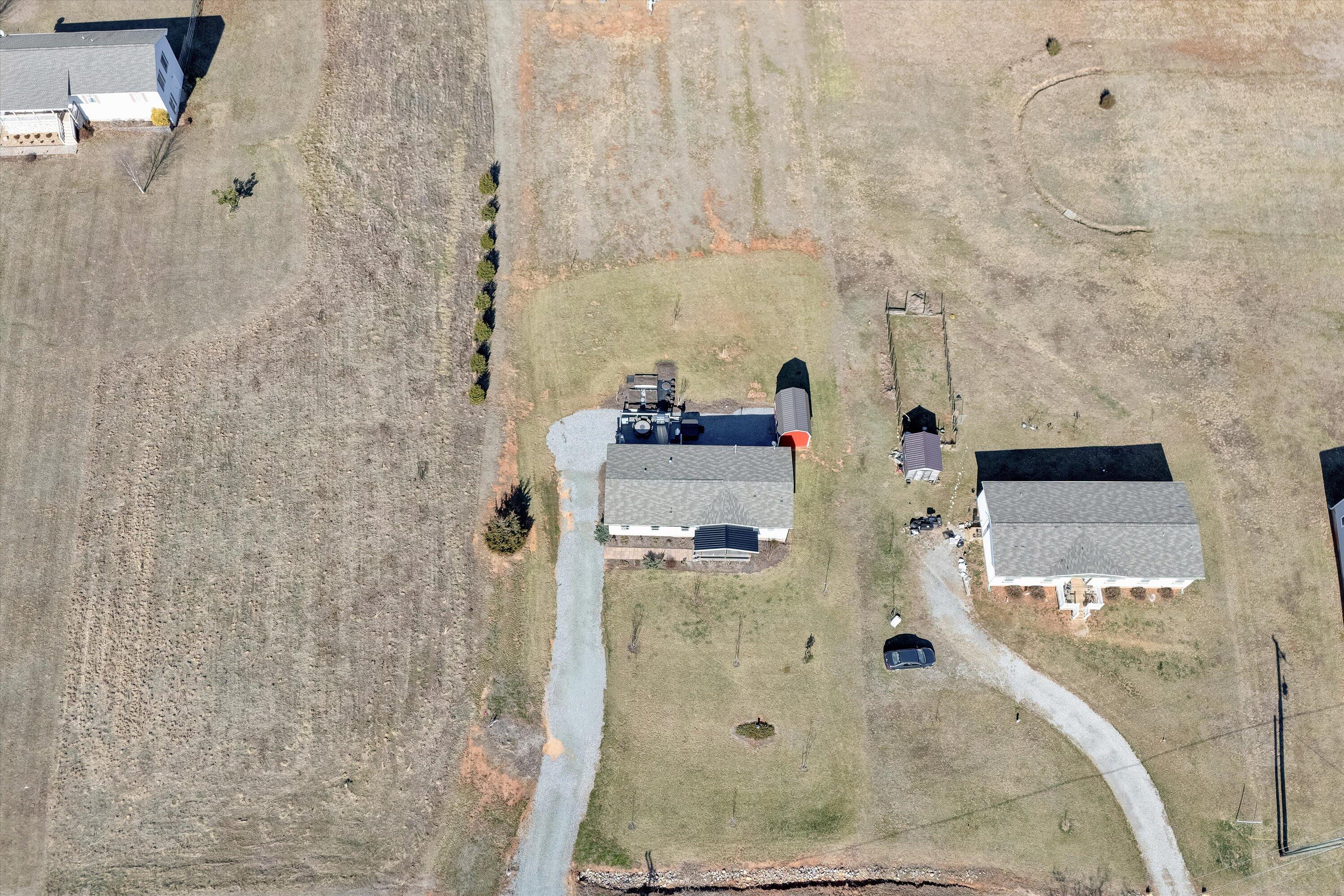 1675 Airport Road Moneta, VA 24121 - Photo 40 of 45 37-DJI_20260115121653_0133