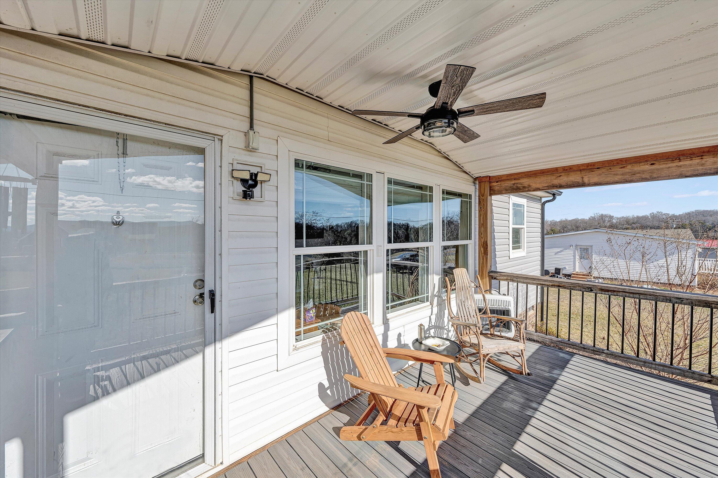 1675 Airport Road Moneta, VA 24121 - Photo 8 of 45 27-DSC00088