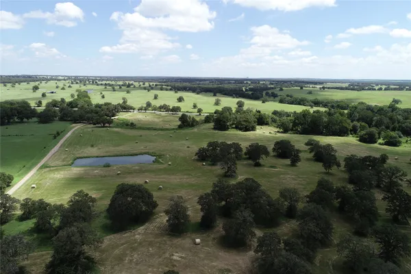 $4,950,000 | Undisclosed Address, Thrall, TX 76578