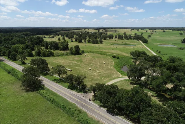 $4,950,000 | Undisclosed Address, Thrall, TX 76578