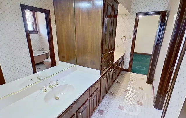 $4,950,000 | Undisclosed Address, Thrall, TX 76578