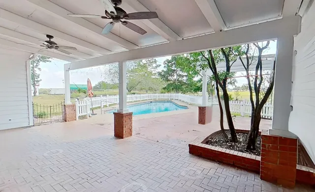 $4,950,000 | Undisclosed Address, Thrall, TX 76578