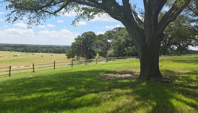 $4,950,000 | Undisclosed Address, Thrall, TX 76578