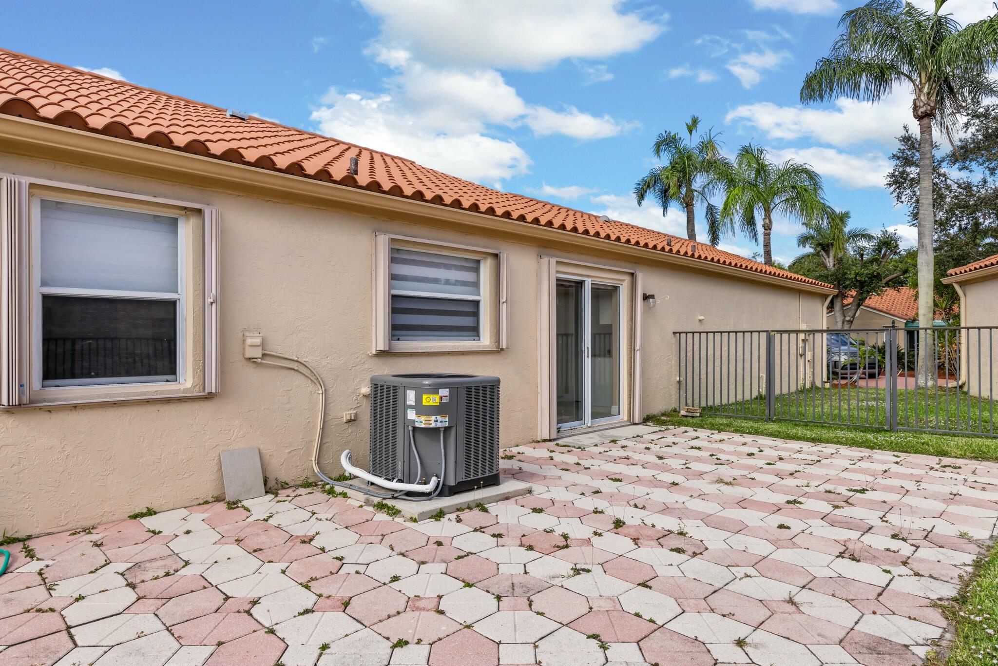 19931 Oslo Court Boca Raton, FL 33434 - Photo 32 of 40 Unenclosed Patio off of Kitchen