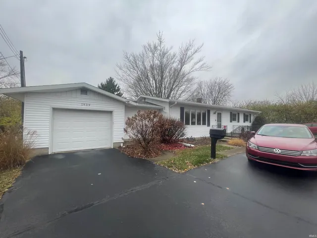 $239,900 | 1939 North 25 North Highway, Logansport, IN 46947