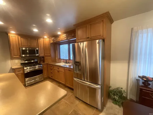 $239,900 | 1939 North 25 North Highway, Logansport, IN 46947