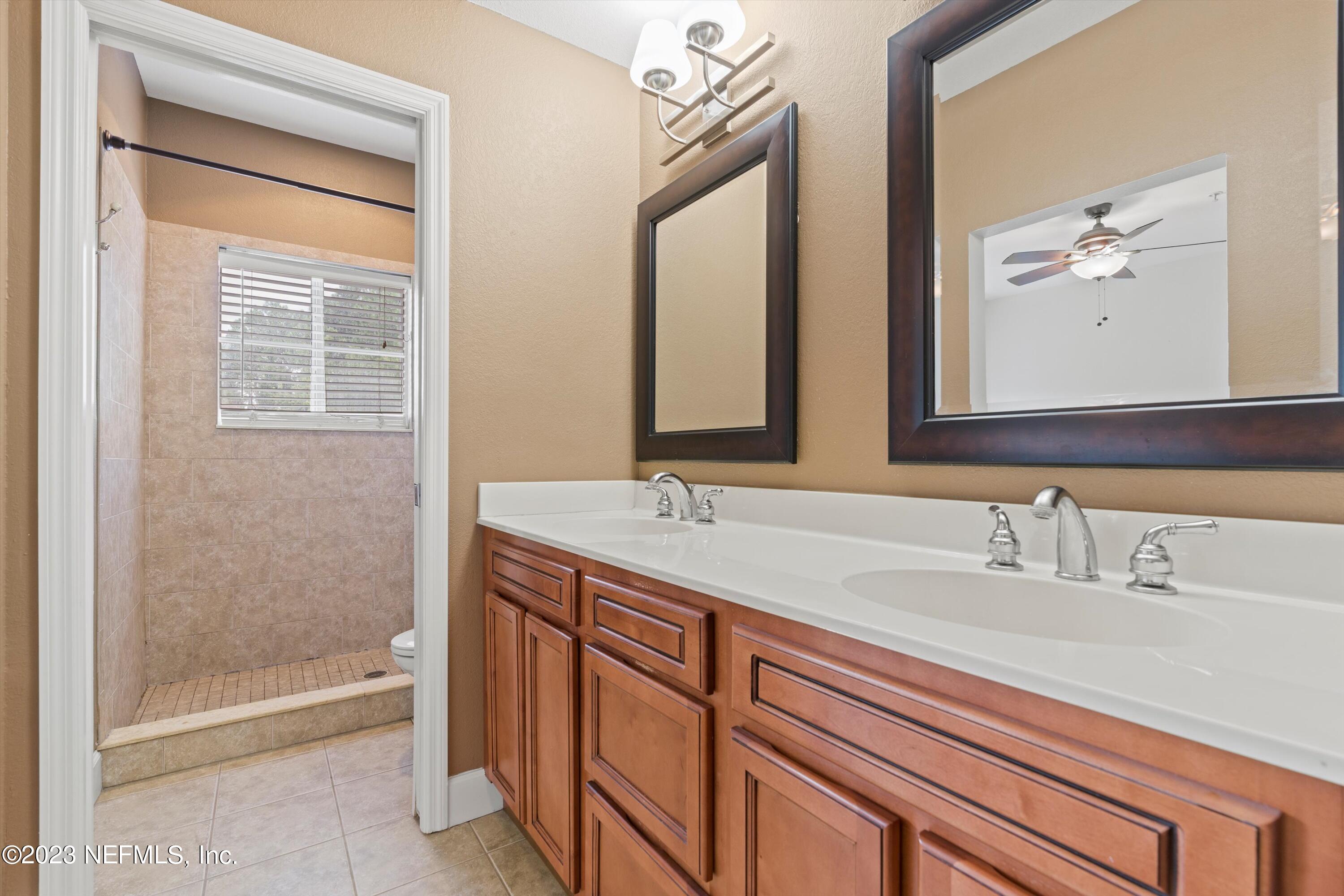 9745 Touchton Road, Unit 1322 Jacksonville, FL 32246 - Photo 13 of 25 14-Bedroom 1 Bathroom