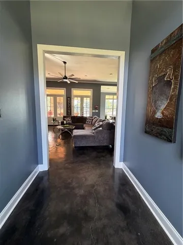 $579,500 | 375 Robert Lacaze Road, Natchez, LA 71456