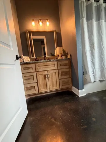 $579,500 | 375 Robert Lacaze Road, Natchez, LA 71456