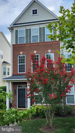 $825,000 | 43676 Chicacoon Creek Square, Leesburg, VA 20176
