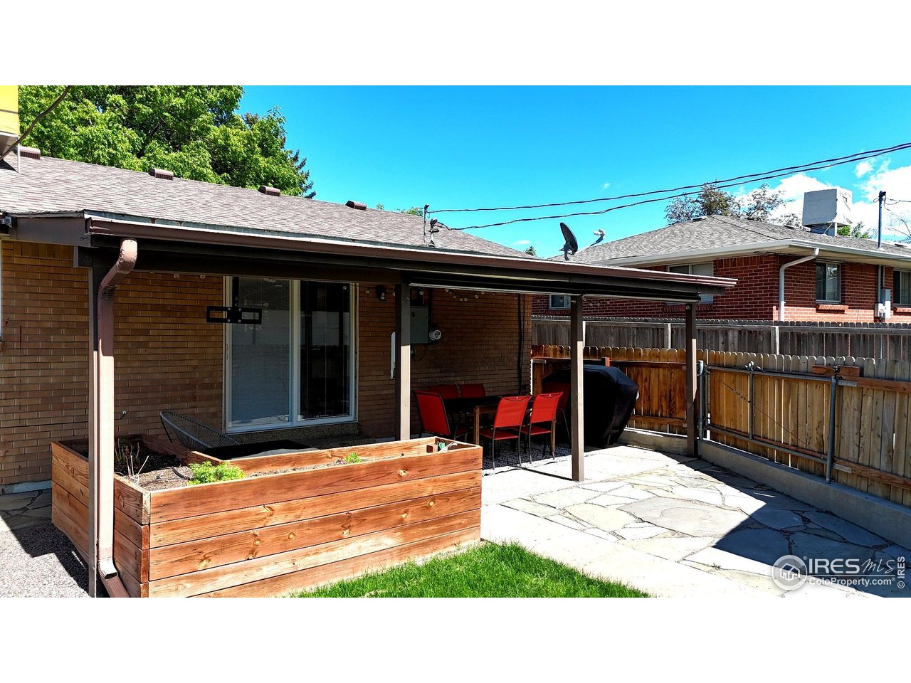 9261 Julian Way Westminster, CO 80031 - Photo 33 of 33 a view of a dinning room with a patio