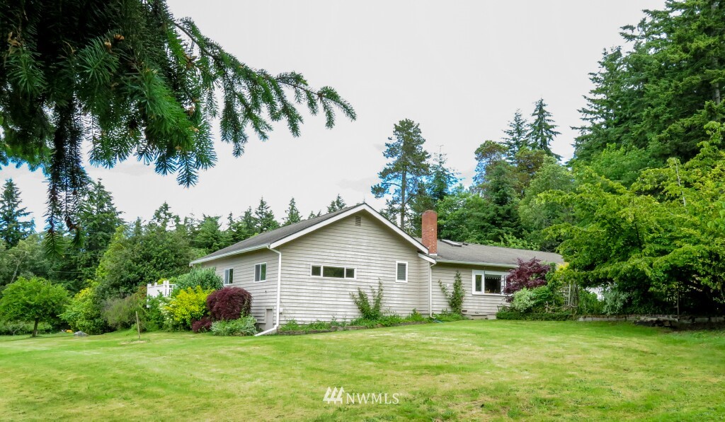 969 Rowe Road Camano Island, WA 98282 - Photo 4 of 25 Gallery Image 4